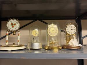 lot 808 image: Set of 4 Vintage Anniversary Dome Clocks Assorted Styles