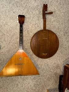 lot 903 image: Pair of Vintage String Instruments - Balalaika and Wooden Lute
