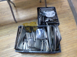 lot 42 image: Lot of Steam Table Lids