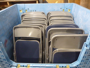 lot 67 image: 27 Folding Chairs