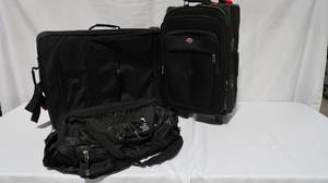 lot 41 image: Lot of 3 Luggage Pieces