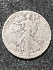 lot 17 image: 1943-D US WALKING LIBERTY HALF DOLLAR