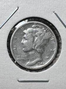 lot 27 image: 1944-S US MERCURY DIME