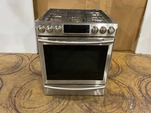 lot 90 image: Samsung 5.8 cu. ft. Slide-In Gas Range with True Convection in Stainless Steel