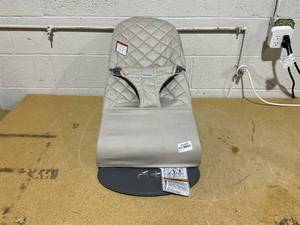 lot 141 image: BabyBjorn Bouncer Bliss Baby Bouncers with Cotton, Classic Quilt