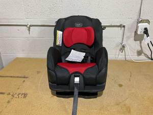 lot 155 image: Evenflo Tribute LX Convertible Car Seat