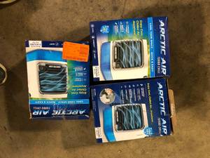 lot 49 image: Lot of  ARCTIC AIR Turbo Chill Desktop Evaporative Space Cooler with LED Nightlight    Customer Returns See Pictures