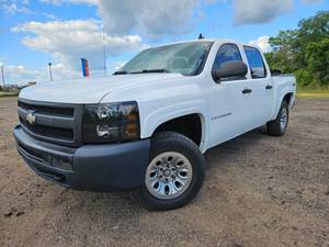 lot 8 image: 2009 Chevy Silverado