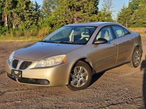 lot 12 image: 2007 Pontiac G6