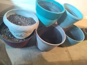 lot 106 image: Assortment of XL Outdoor Pots