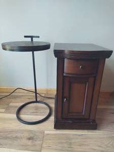 lot 32 image: Wood Side Tables