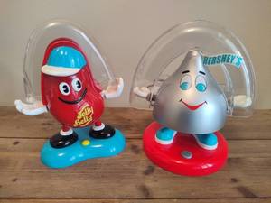 lot 49 image: Jelly Belly & Hershey Kiss Candy Dispensers