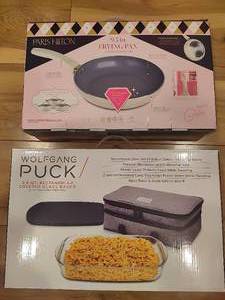 lot 126 image: Wolfgang Puck Baking Dish wCover & Paris Hilton Pan New in Box