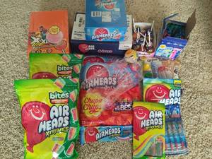 lot 140 image: Assorted BaggedPackaged Candy.