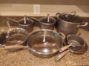 lot 150 image: Analon Advanced Cookware Set wLids
