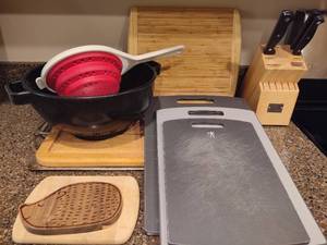 lot 158 image: Lot of Cutting Boards, Knives & Strainers