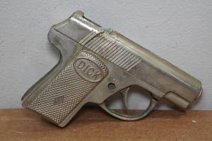 lot 29 image: Vintage Dick Toy Cap Gun