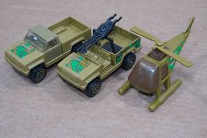 lot 43 image: 3 Tonka Military Vehicles