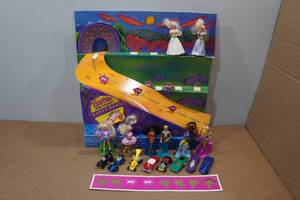 lot 52 image: Barbie & Hot Wheels McDonalds Happy Meal Display