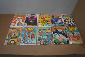 lot 82 image: 10 DC Comic Books - Fantastic Four, Superman, Aquaman, Flash
