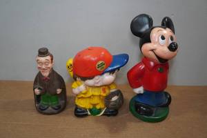 lot 92 image: 3 Vintage Coin Banks