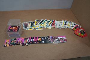 lot 100 image: Assorted Collectors Cards - Ninja Turles, Super Star