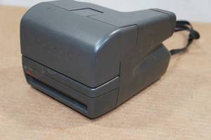 lot 149 image: Vintage Polaroid Camera