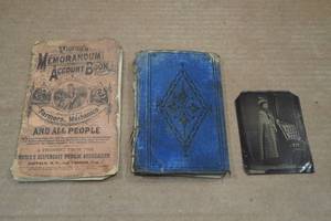 lot 187 image: Vintage Books and Picture