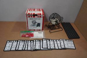 lot 191 image: Vintage Style Bingo Set