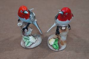 lot 228 image: Vintage Salt and Pepper Shaker Set - Woodpecker
