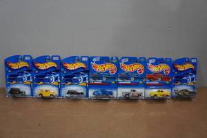lot 251 image: Hot Wheels Classic Vehicles - Panel, Flashsider, Tail Dragger