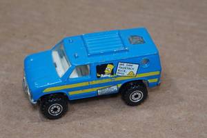 lot 259 image: Vintage Hot Wheels Simpsons Family Camper Van - Scene Machine