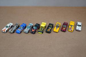 lot 262 image: Assorted Hot Wheels Funny Cars - SnakeMongoose