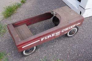 lot 23A image: Antique AMF Fire Chief No 503 Pedal Car