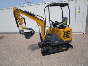 lot 98 image: CFG Industrial MX20R Excavator wSide Swing Boom, Hydraulic Thumb