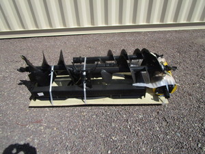 lot 124 image: Future Equipment Skid Steer Auger w8 12 16 Auger Bits