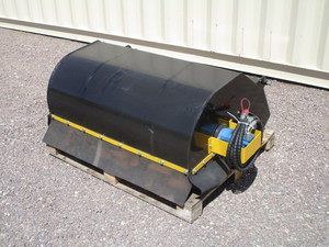 lot 70 image: Future Equipment Mini Skid Steer 43 Box Broom Sweeper Bucket