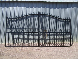 lot 28 image: Future 14 Driveway Gate