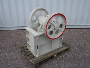 lot 86 image: Future Equipment Jaw Rock Crusher