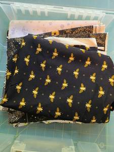 lot 65 image: Quilting Cotton Fabric Bundle with Natures Pearl and Bee Print Patterns