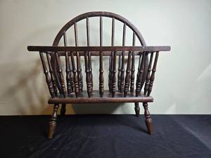 lot 108 image: Vintage Wooden Magazine Rack with Spindle Sides