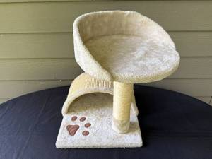 lot 240 image: Cat Tree with Plush Bed, Scratching Post, and Paw Print Base