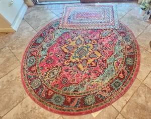 lot 287 image: Colorful Round Area Rug and Small Rectangular Braided Rug Set