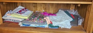 lot 349 image: Collection of Assorted Table Linens, Placemats, and Fabric Napkins