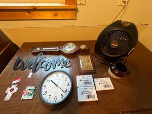 lot 414 image: Home Decor and Collectibles Lot - Wall Clock, Ceramic Crock, Ornaments, Heater, and More