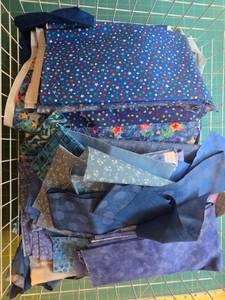 lot 431 image: Collection of Blue Cotton Fabric Scraps and Quilting Pieces