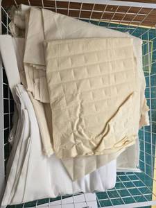 lot 436 image: Assorted Scrap and Yardage White & Cream Cotton Fabric Lot
