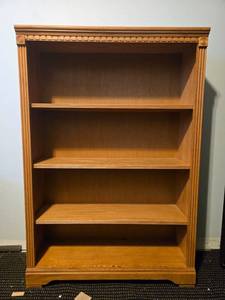 lot 494 image: Wooden Bookcase with 3 Shelves, 48in x 33in x 11in
