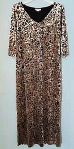 lot 138 image: Tessuto Medium Dress with Velvet Pattern Accents