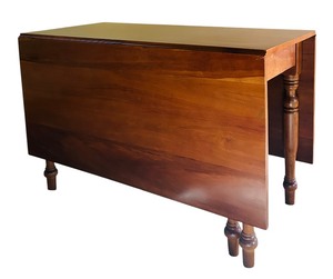 lot 51 image: Classic Vintage Drop-Leaf Wooden Dining Table